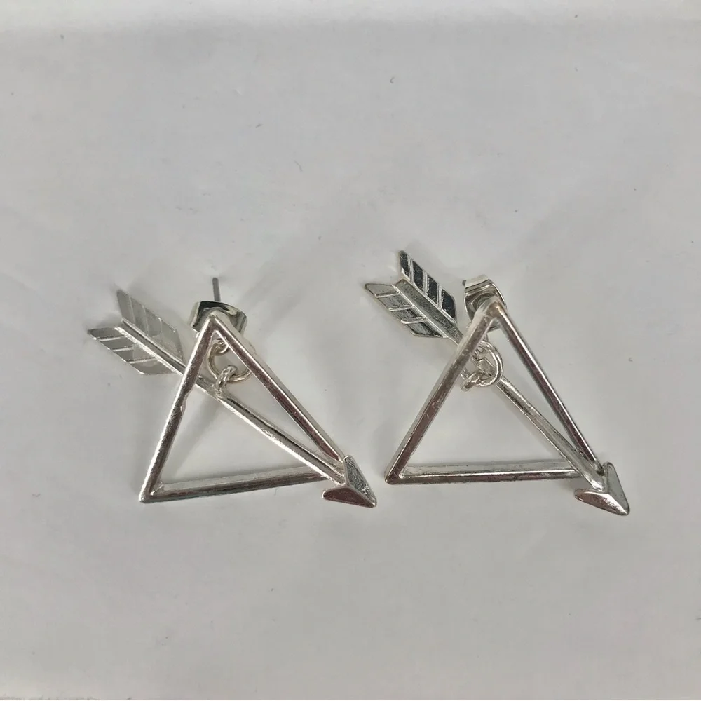 🌸3 for $20 Unique Boho Arrow Earrings